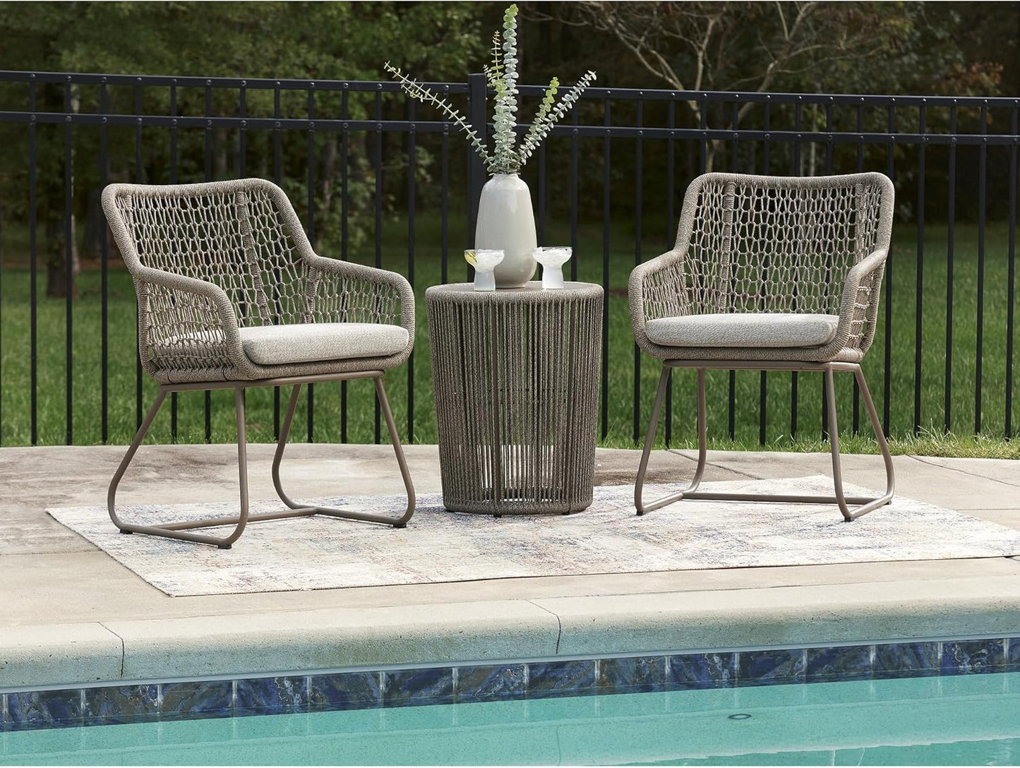 Contemporary Outdoor Dining Table and Chairs Set with Rope Design, Cushioned Patio Furniture with Aluminum Frame for Garden, Patio, Deck & Outdoor Dining