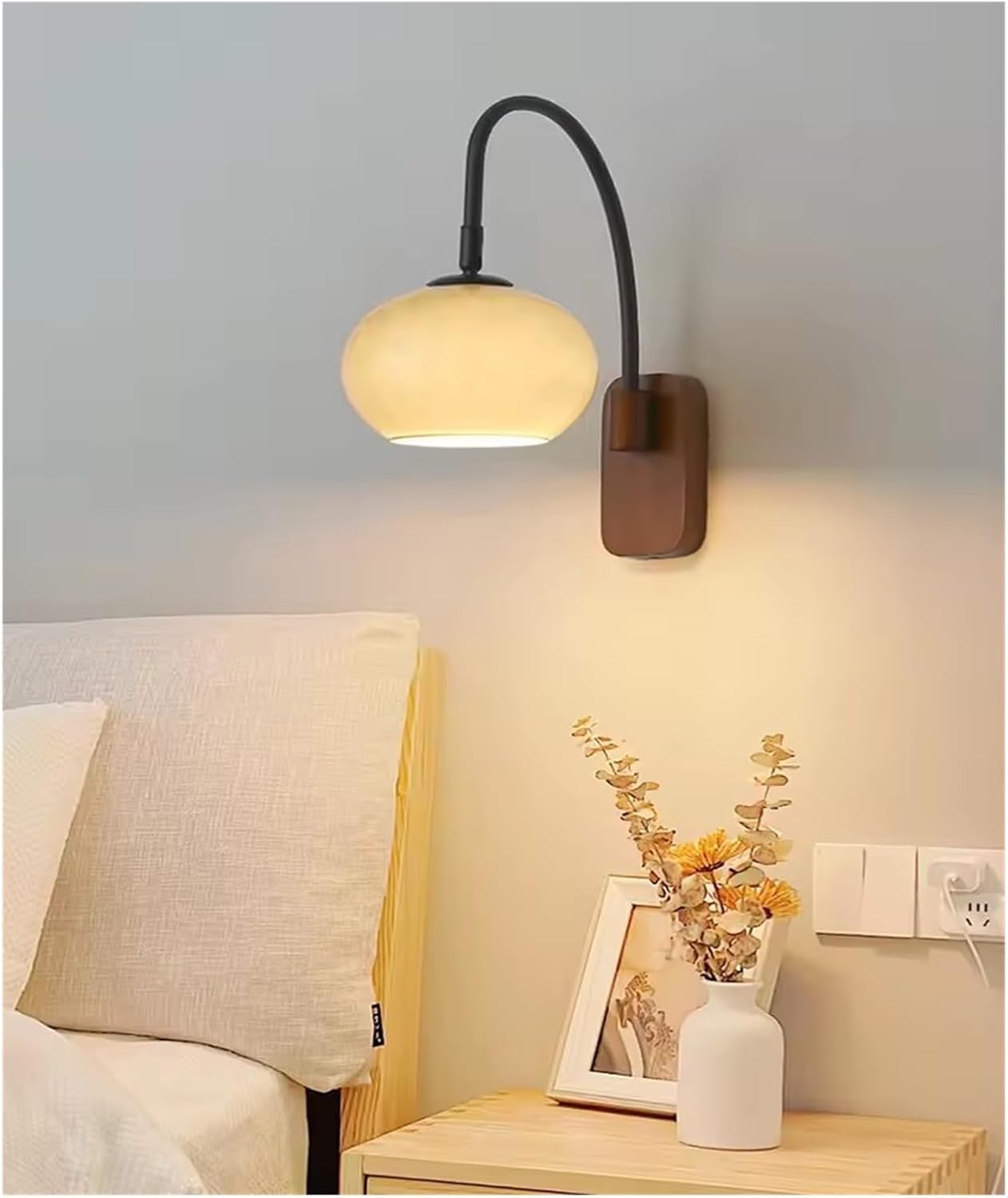 Energy-Saving Round Ring Wall Light, Warm Soft LED Wall Lamp for Living Room, Corridor, Bedroom, Hotel & Lobby Décor
