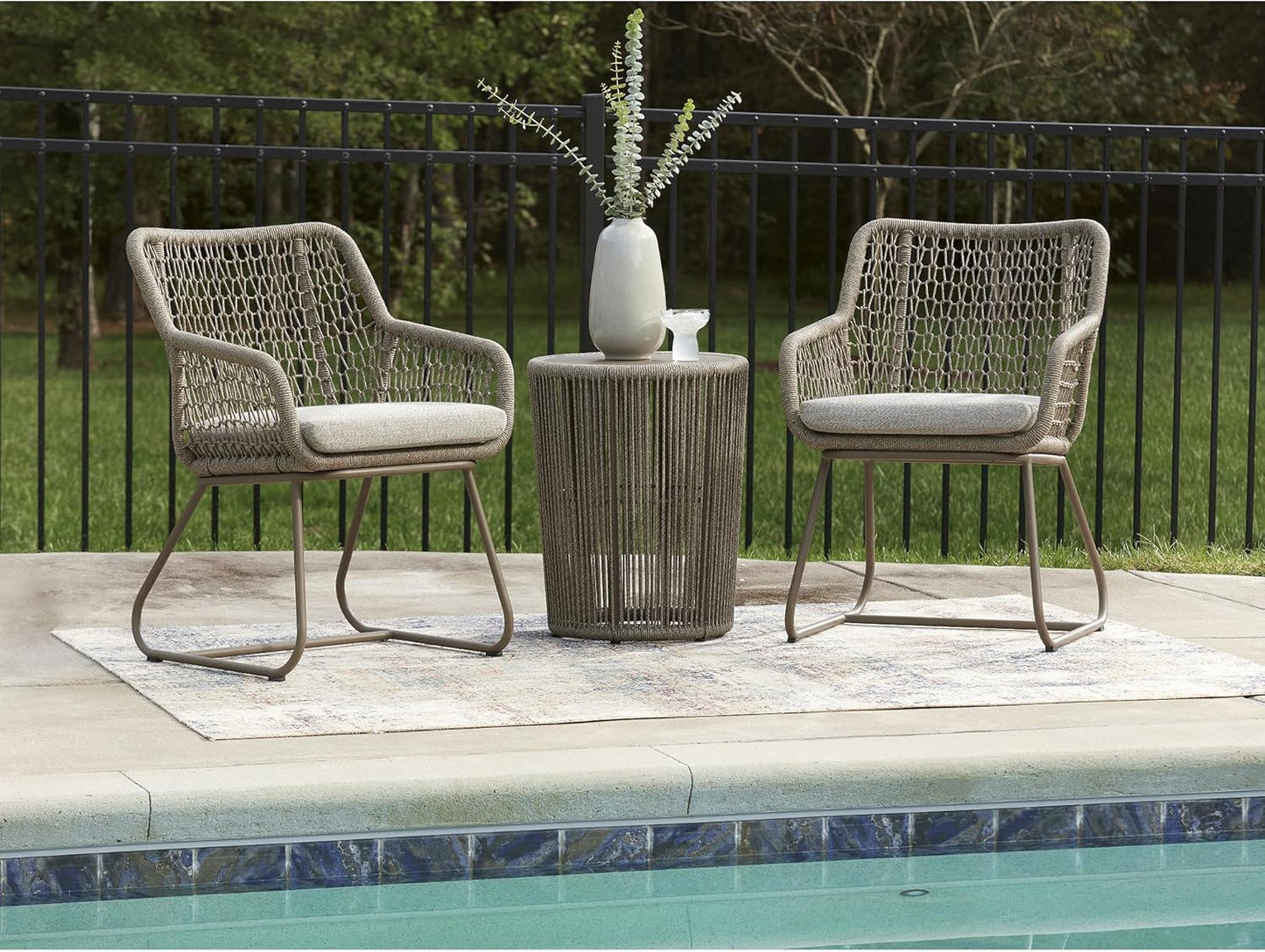 Contemporary Outdoor Dining Table and Chairs Set with Rope Design, Cushioned Patio Furniture with Aluminum Frame for Garden, Patio, Deck & Outdoor Dining